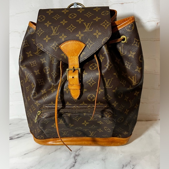 GUC Louis Vuitton Monogram Montsouris MM Backpack - Picture 1 of 13